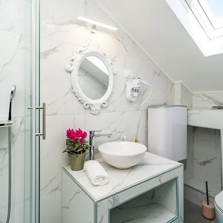 Jele 2 Гостевой дом 3*