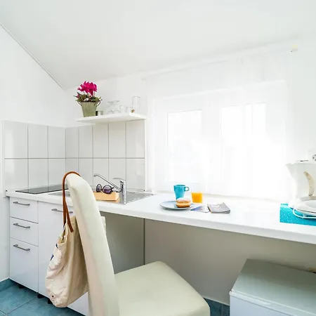 Jele 2 Affittacamere