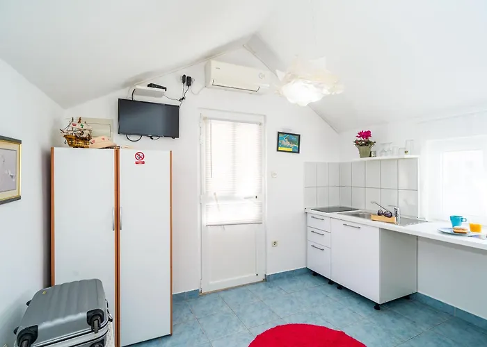 Jele 2 게스트하우스